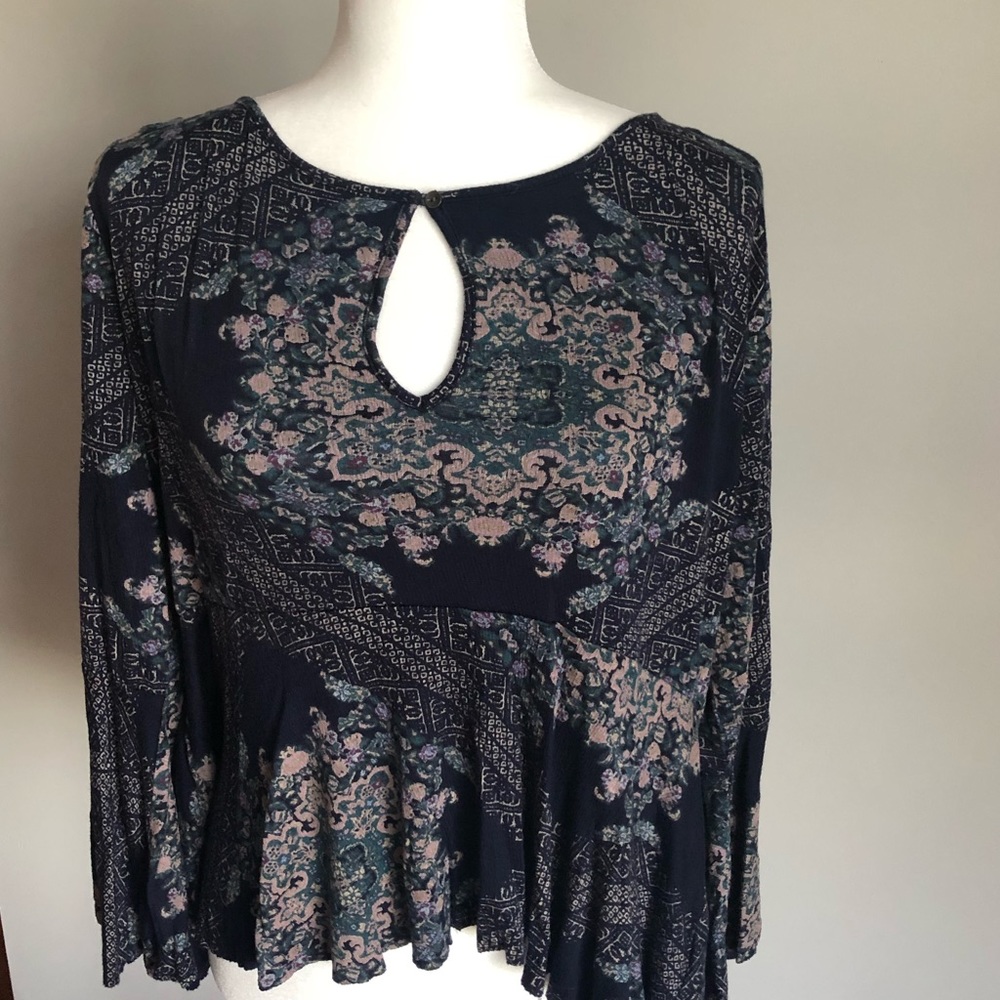 Lucky Brand navy floral blouse